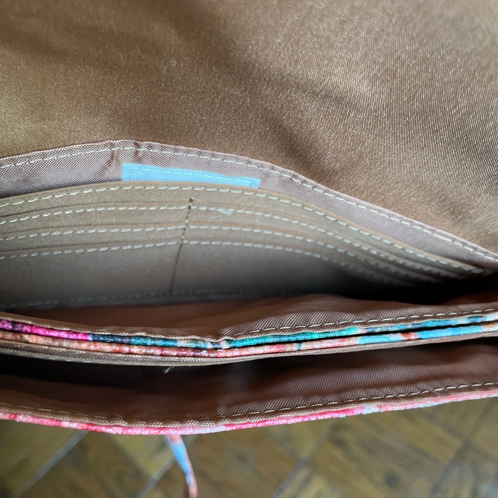 Stella & Max Crossbody Bag - Picture 3 of 5